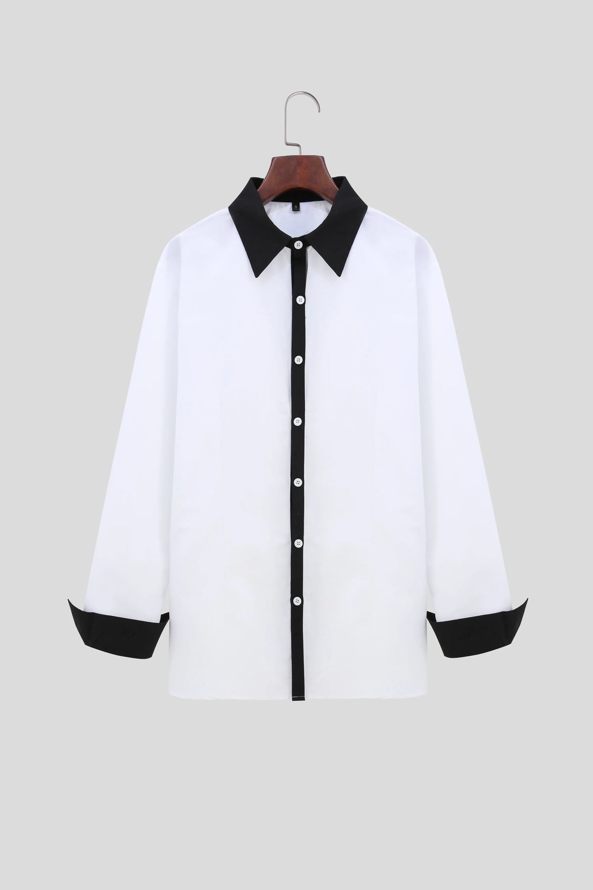 Men's long-sleeved colour-blocked shirt in white with contrasting colour panels and figure-hugging cut