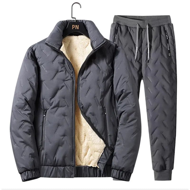 Men's black thickened fleece polyester zippered jacket and tapered pants set with turn-down collar and zippered pockets