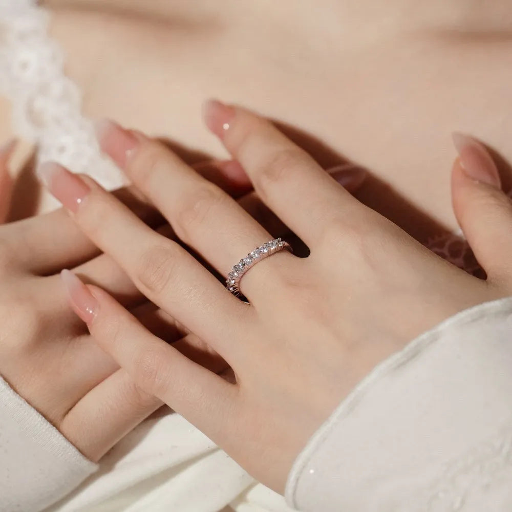 S925 sterling silver geometric ring with platinum electroplated finish, women's light luxury Japanese Korean style, shown in platinum colour