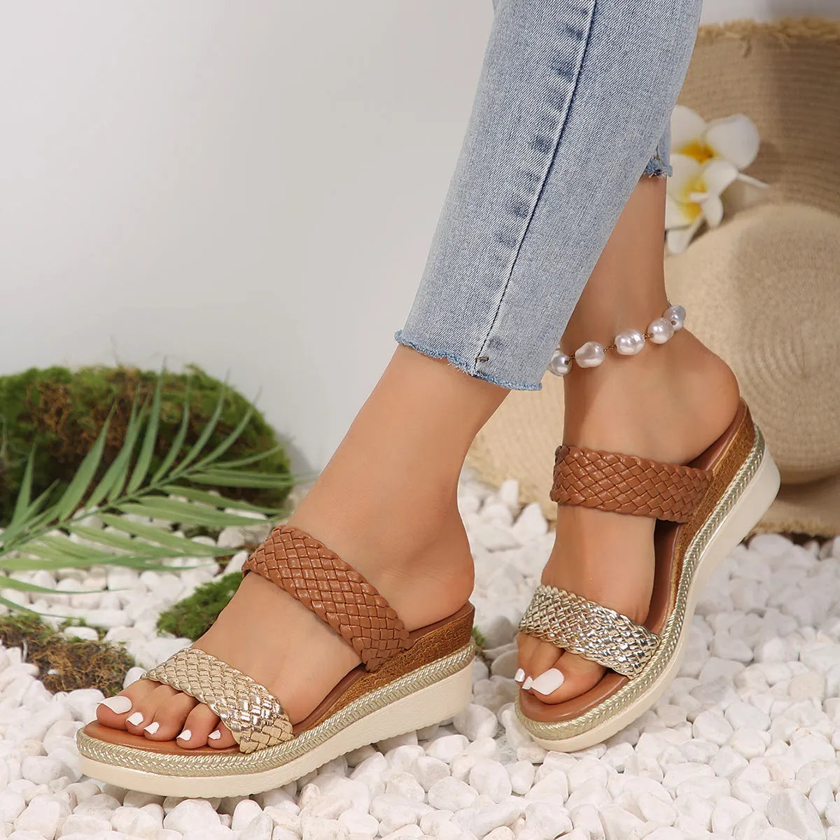 Gold and silver plus size wedge sandals for women in UK sizes 36-43 with PU leather and rubber soles