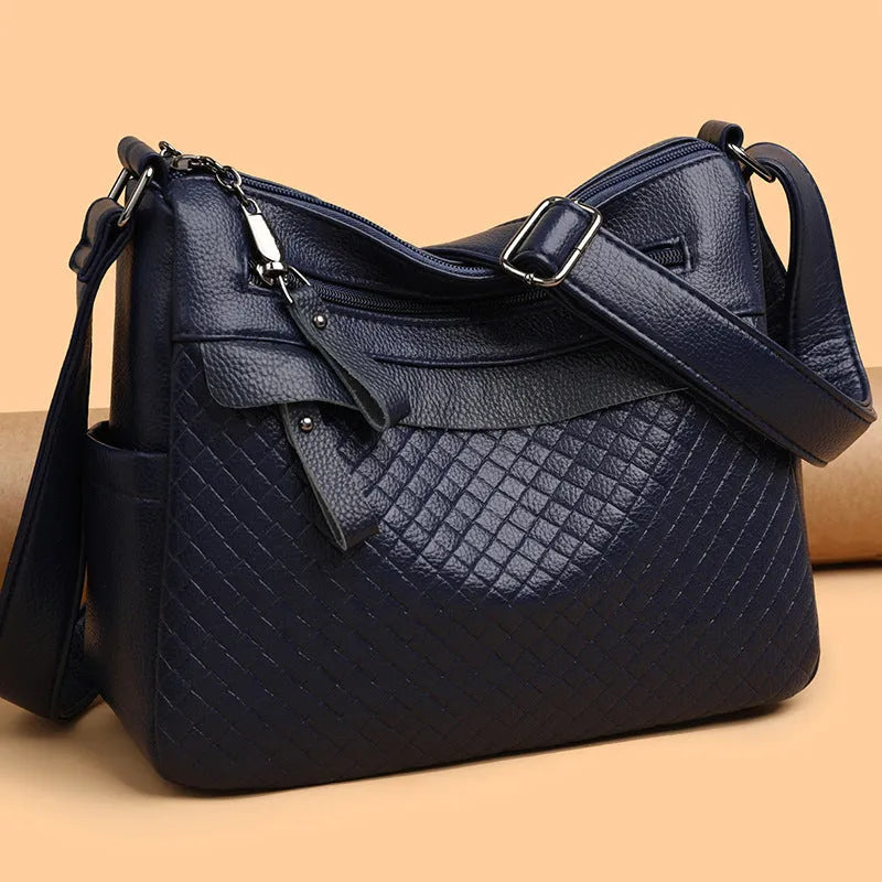 Women's soft PU crossbody bag in urban minimalism style with diamond pattern stitching, 28x22x11cm