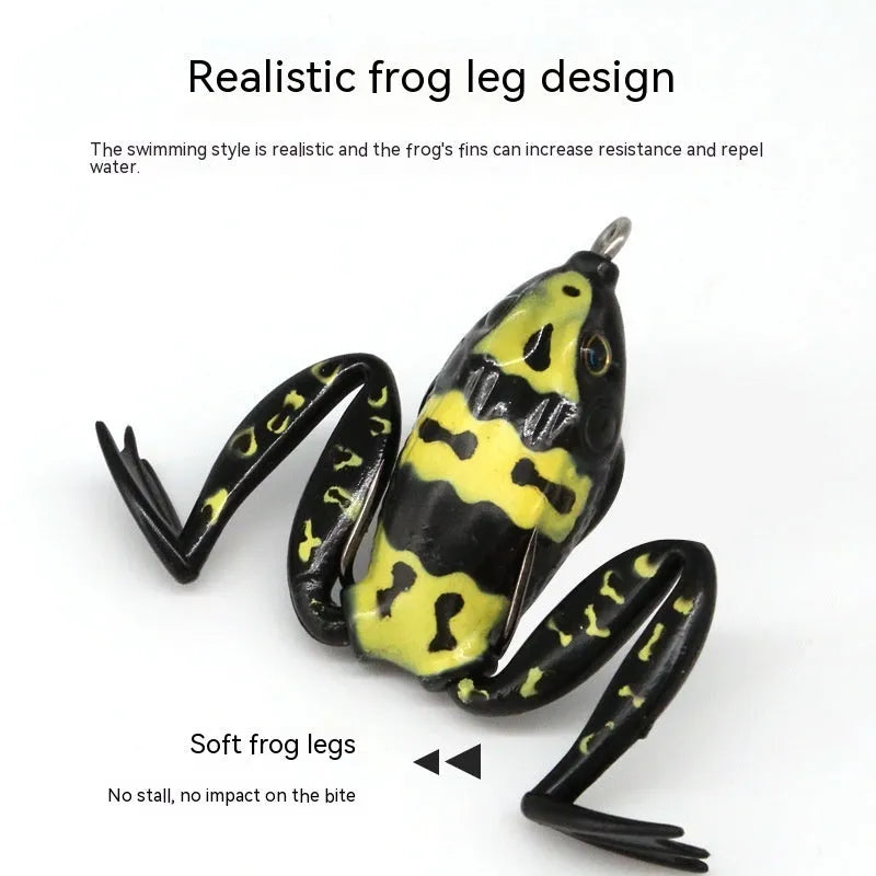 Bionic rubber frog fishing lure with double hooks in grass green colour