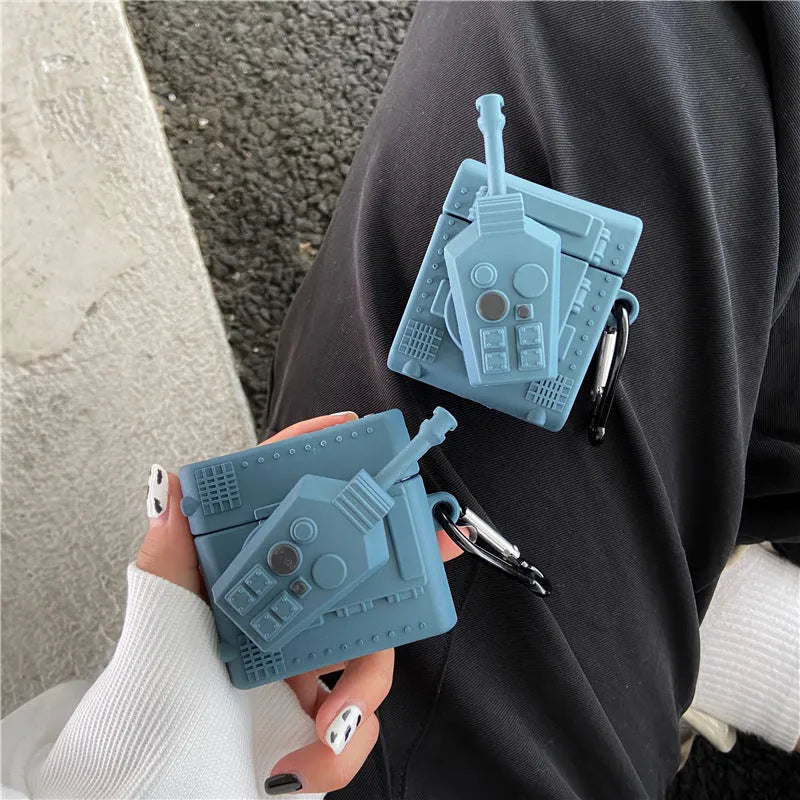Silicone earphone box for AirPods 1/2 and AirPods Pro 3 with cartoon tank design and hook attachment