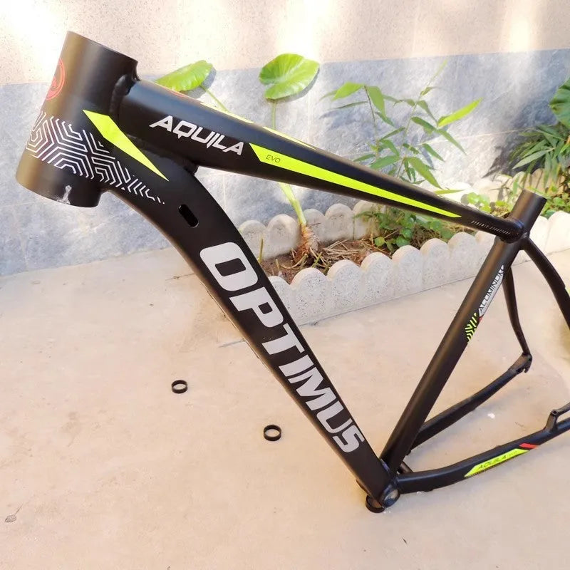 Black green aluminium alloy 29-inch mountain bike frame with inner cable routing and disc brake mounts
