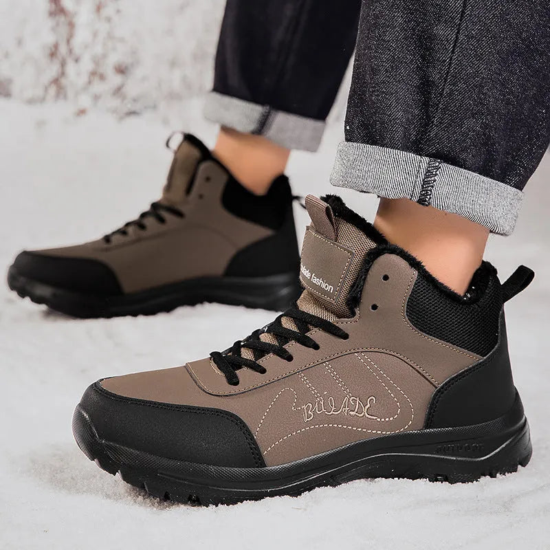 Men's black fleece-lined casual sports shoes with artificial leather upper and rubber sole