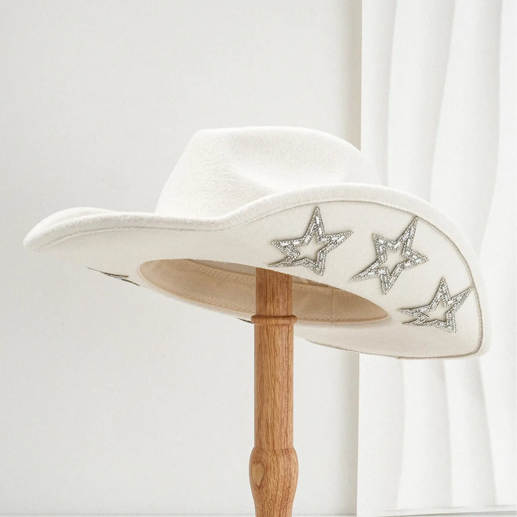 Beige woolen felt western hat with conical crown and hexagonal star on the front, size M for 56-58cm head circumference.