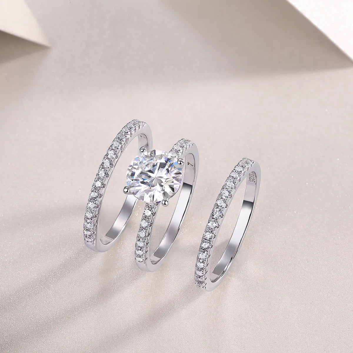 2-carat moissanite ring set in S925 silver with platinum plating, GRA certificate and gift box, sizes 5 to 9