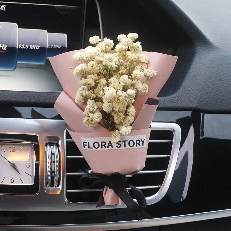 Dried flower car air freshener set with bouquet and slice for air conditioning vents in assorted colours.