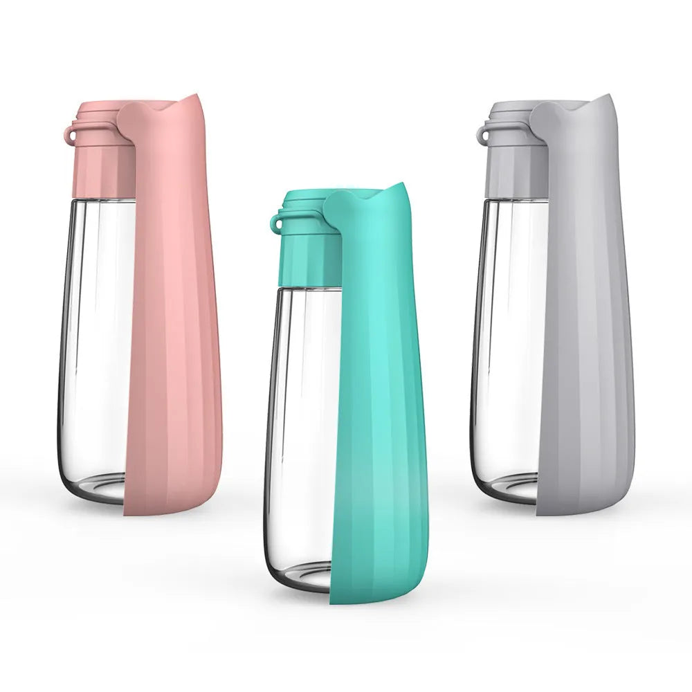 Portable pet water cup outdoor folding dog water bottle 550ml large capacity plastic solid colour