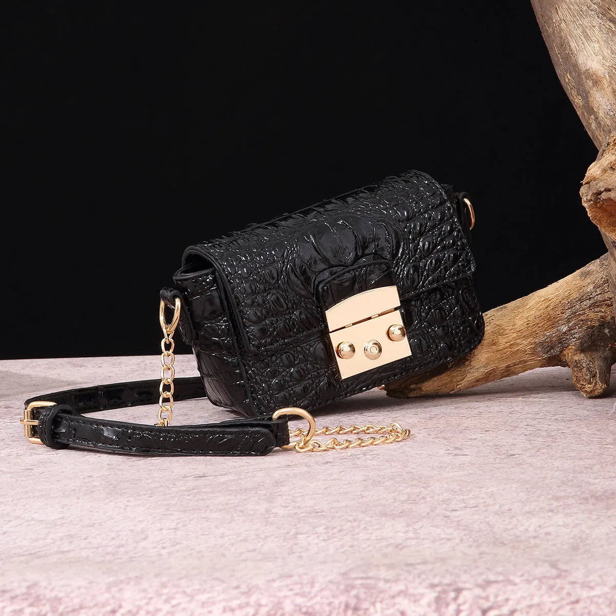 Retro crossbody one shoulder bag for women in multiple colours, PU leather material