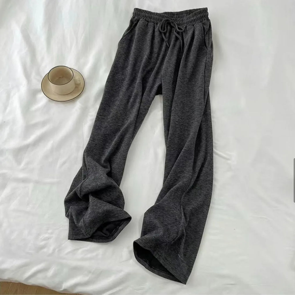Grey Korean style casual sports suit set with long princess sleeve top, shorts, and matching vest, sizes L to 4XL