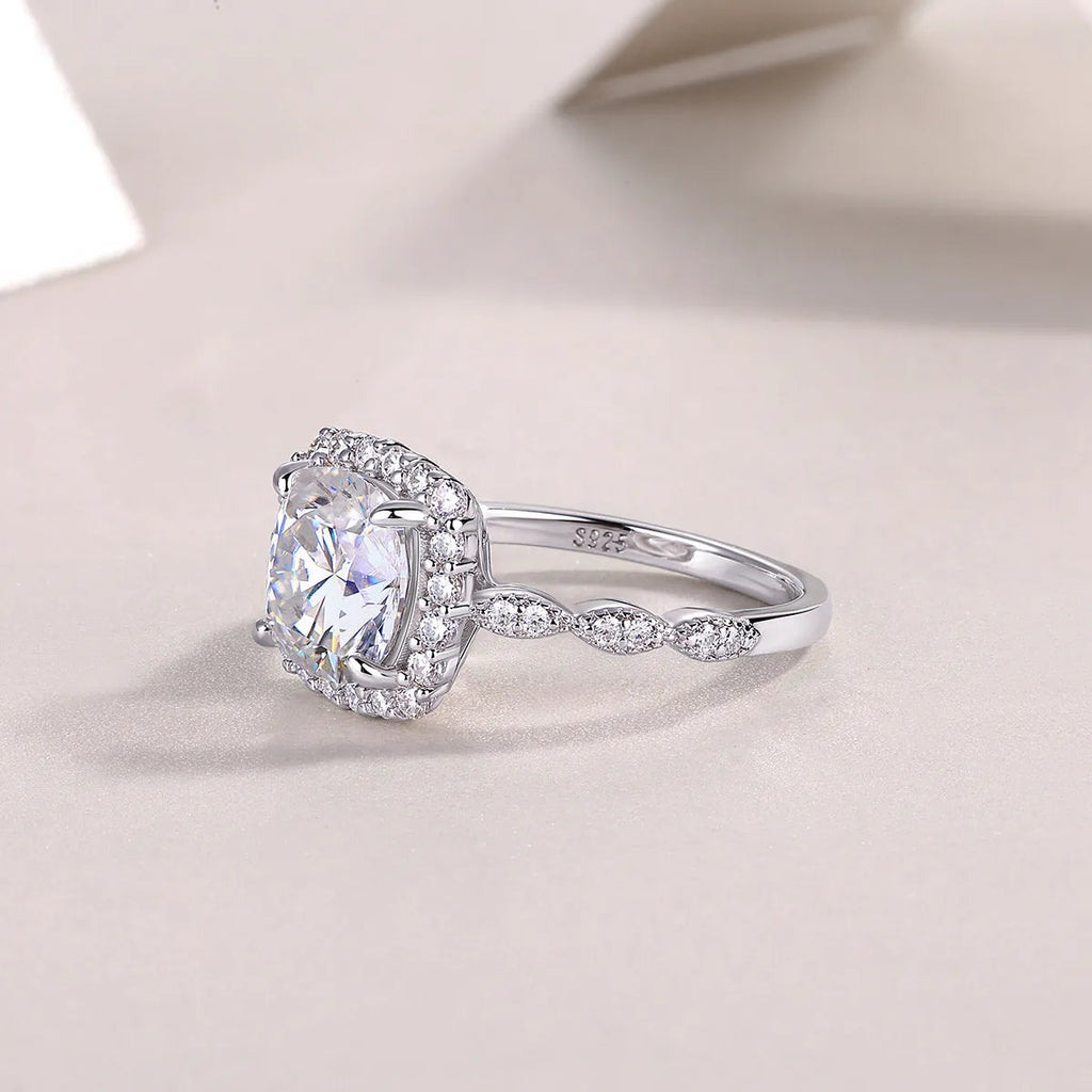 Square moissanite wedding ring, platinum plated S925 silver, 8.5mm stone, in gift box with GRA certificate