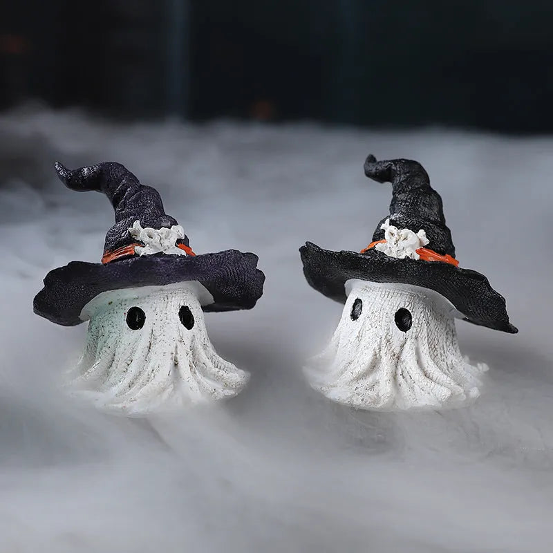 Resin Halloween wizard hat ornament in black or purple colour.