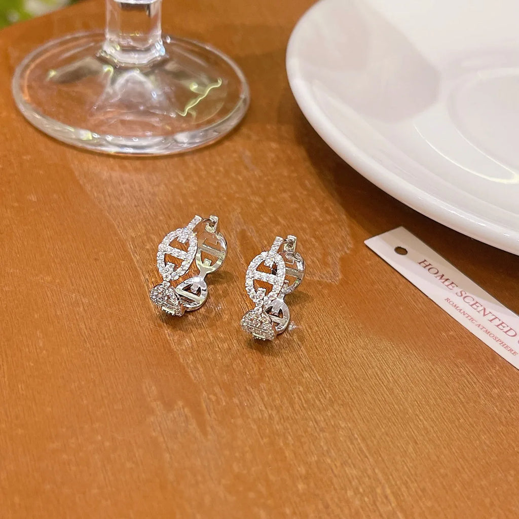 Ladies diamond light luxury earrings in silver, gold and rose gold with thick gold plating on copper bases