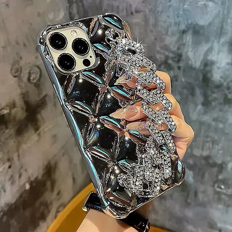 Luxury diamond bracelet phone case with chain decoration and flash diamond lock for iPhone