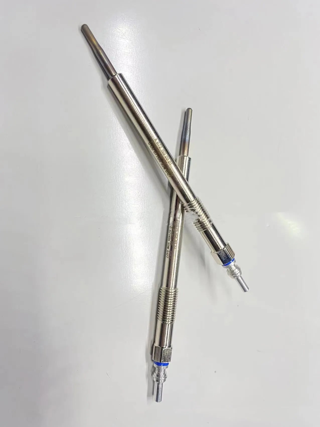 Shuanglong 3D printer preheating plug with 1mm cylinder diameter for heating element connections