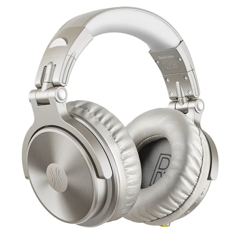 Wireless Bluetooth over-ear headset with microphone, 50mm driver, 1.2m cable, in black or champagne gold