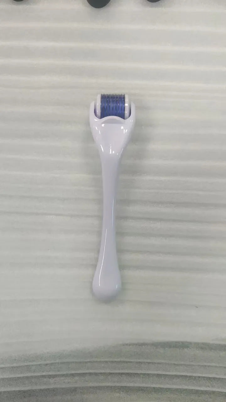 540 micro needle derma roller with mechanical design in various handle and wheel colour combinations