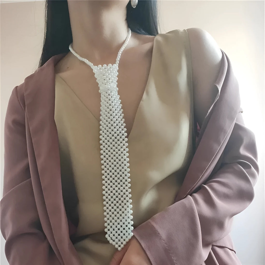 Pearl tie body chain with hollow out design and imitation pearl details in retro style