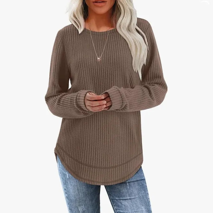 Waffle loose round neck high low curved hem top in plaid pattern, dark khaki colour
