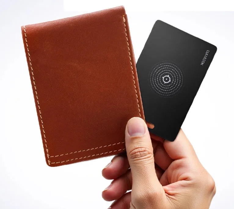 Black anti-loss locator card 5.3x8.5cm with IP68 waterproof rating and hanging rope