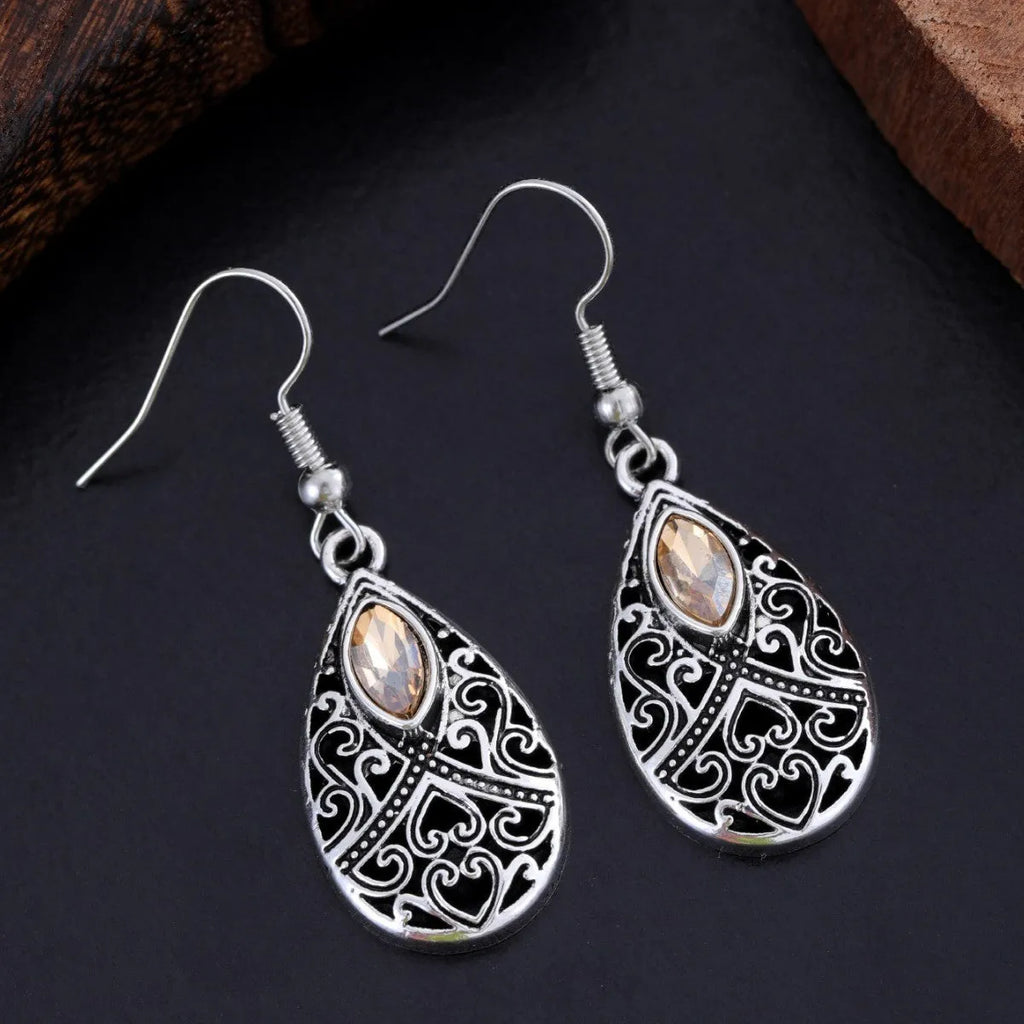 Retro water droplet drop earrings for women, alloy, 2.5 cm length, three style options