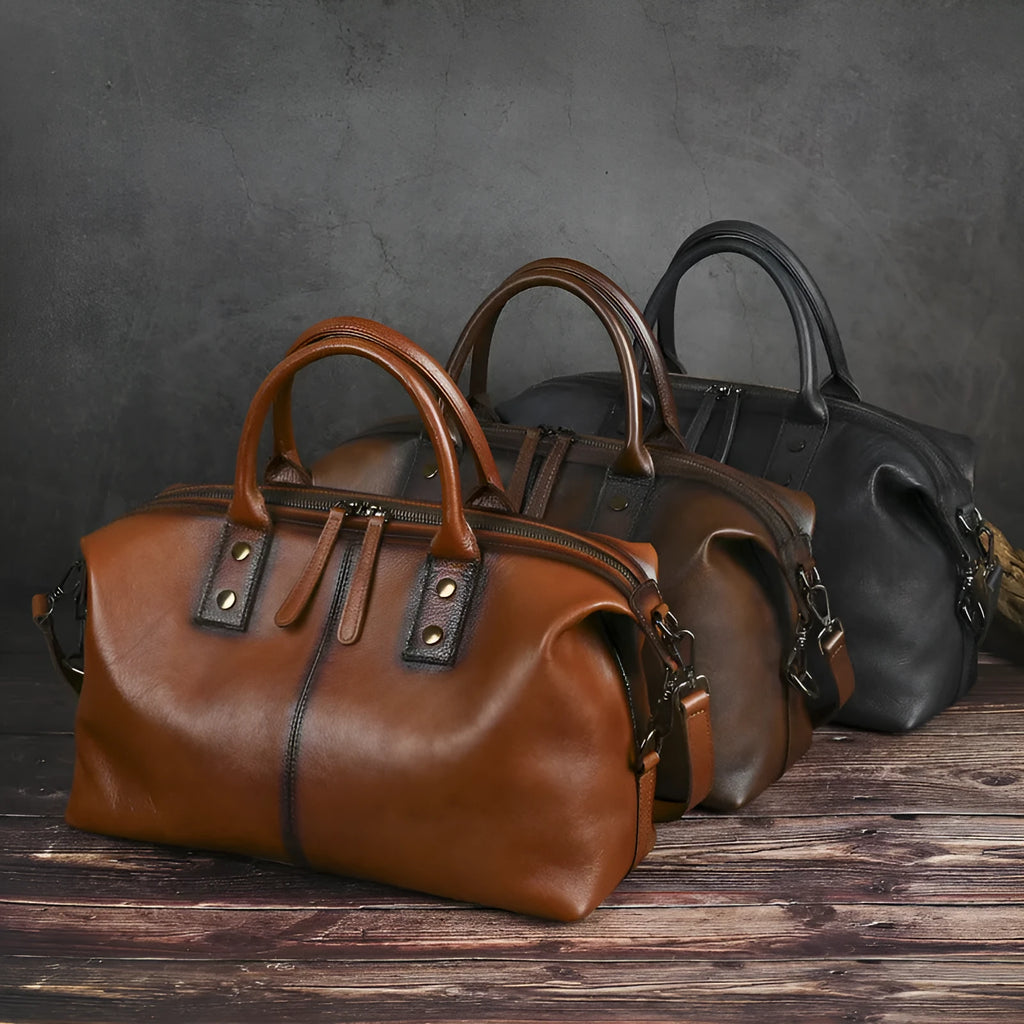 Women's genuine leather handbag in brown, horizontal square shape, with shoulder strap and sandwich pocket