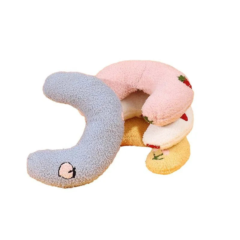 U-shaped half moon pet pillow for cats and dogs in blue, pink, white or yellow colours