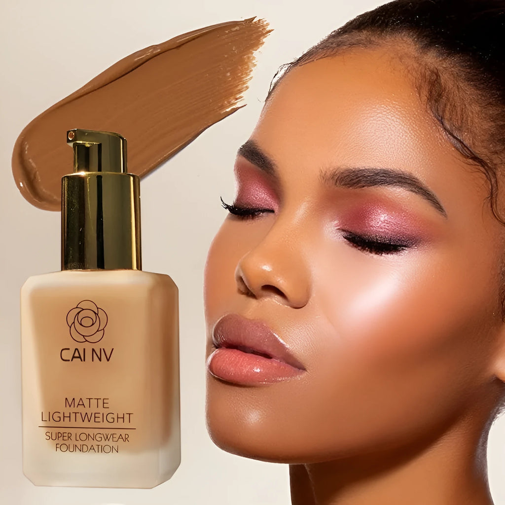 Liquid foundation bottle with discolouration resistance for combination skin in natural colour finish