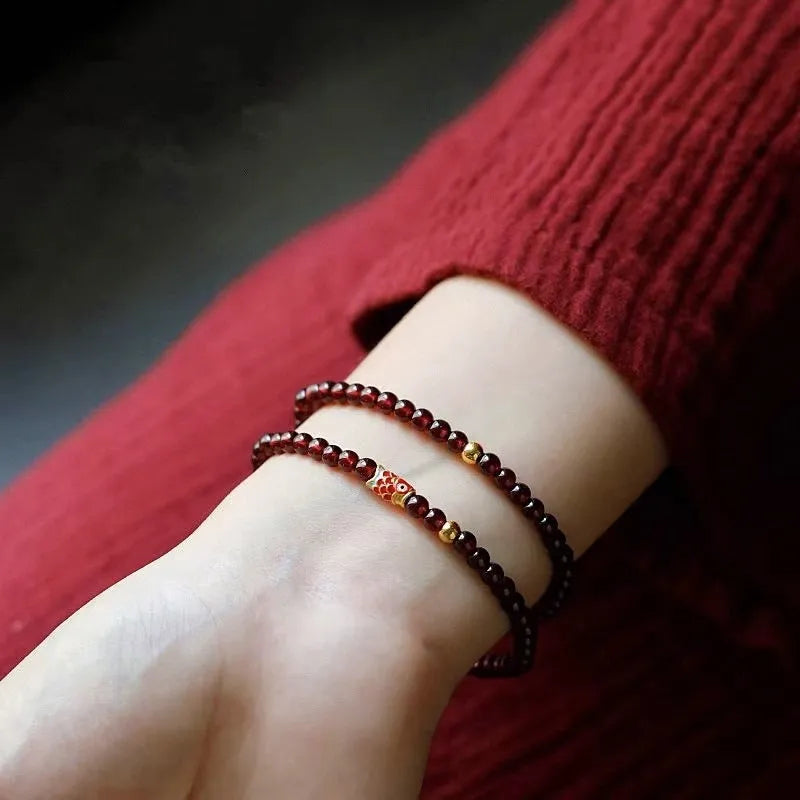 Wine red garnet bracelet for women with micro glass beads in Chinese style