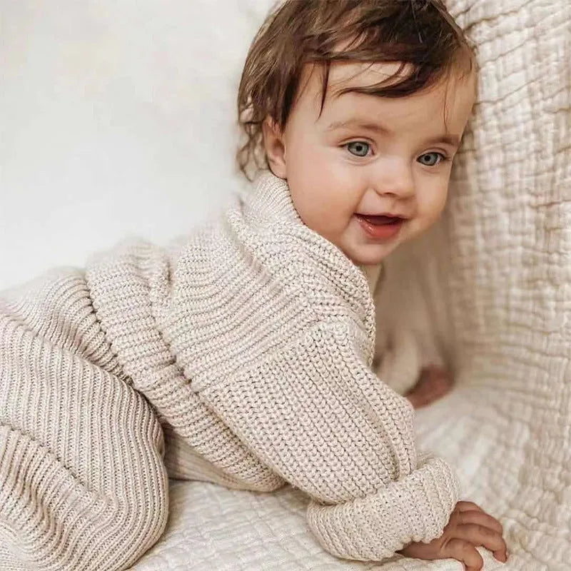 Long-sleeved solid colour Korean kids base sweater in apricot, sizes 80cm to 120cm, pullover top or pants for children.