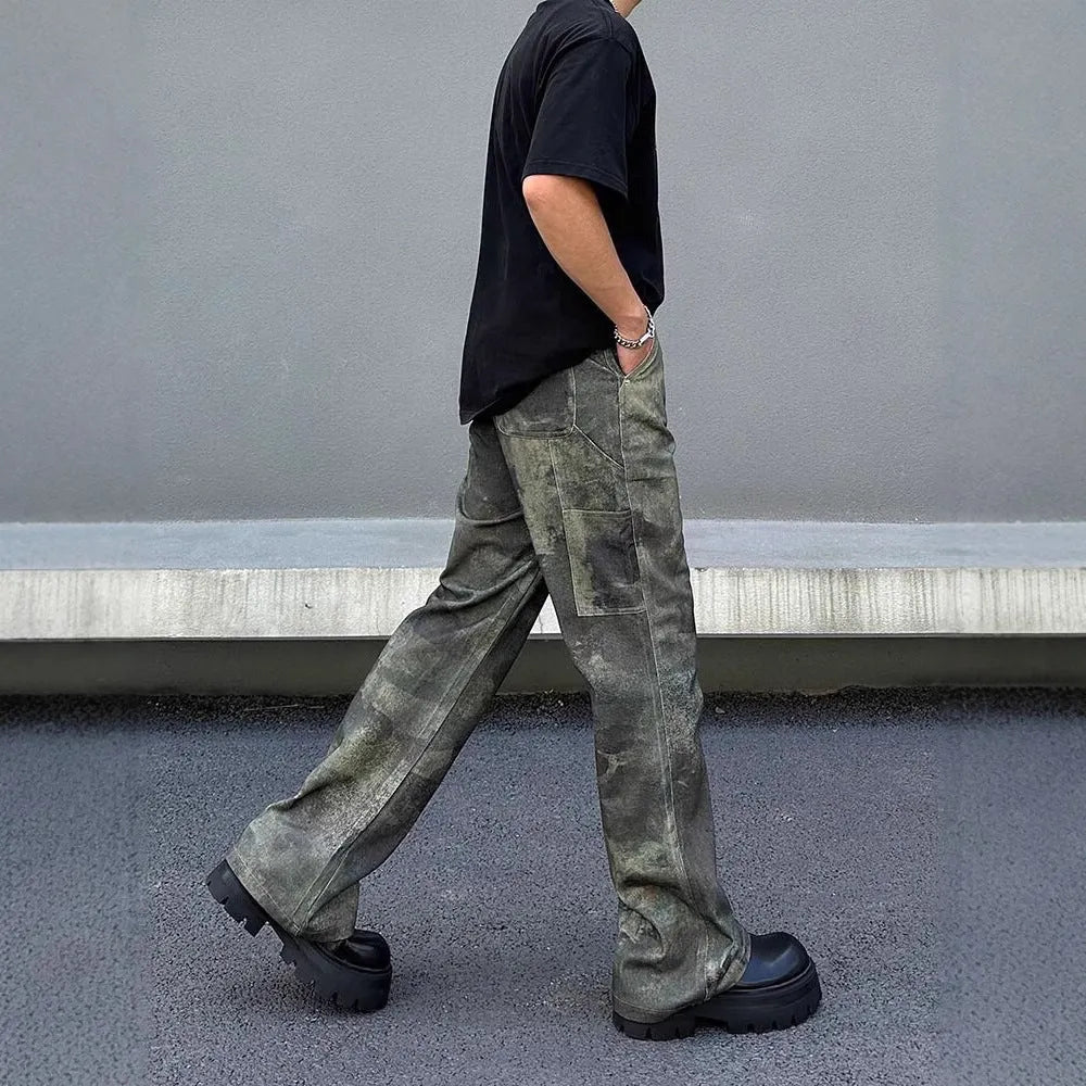 Men's straight-leg camouflage print jeans in cotton denim on a mid-waist.