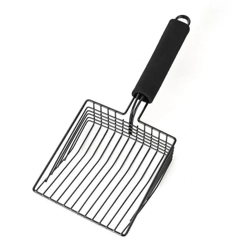 Black metal cat litter scoop with narrow 0.8cm slots for cleaning clumping litter