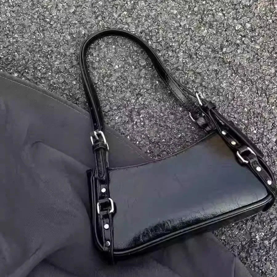Hot Girl locomotive style all-matching shoulder bag in black PU with outer three-dimensional pocket