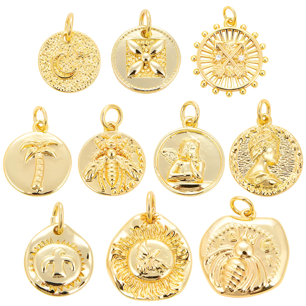 Micro-inlaid cubic zirconia pendant featuring a star and moon motif, approximately 1.5 cm diameter