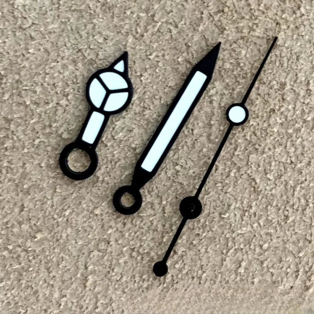 Set of three luminous watch hands with black edge green finish, sizes 7.5mm, 12mm and 12.5mm, for NH35 NH36 4R 7S movements