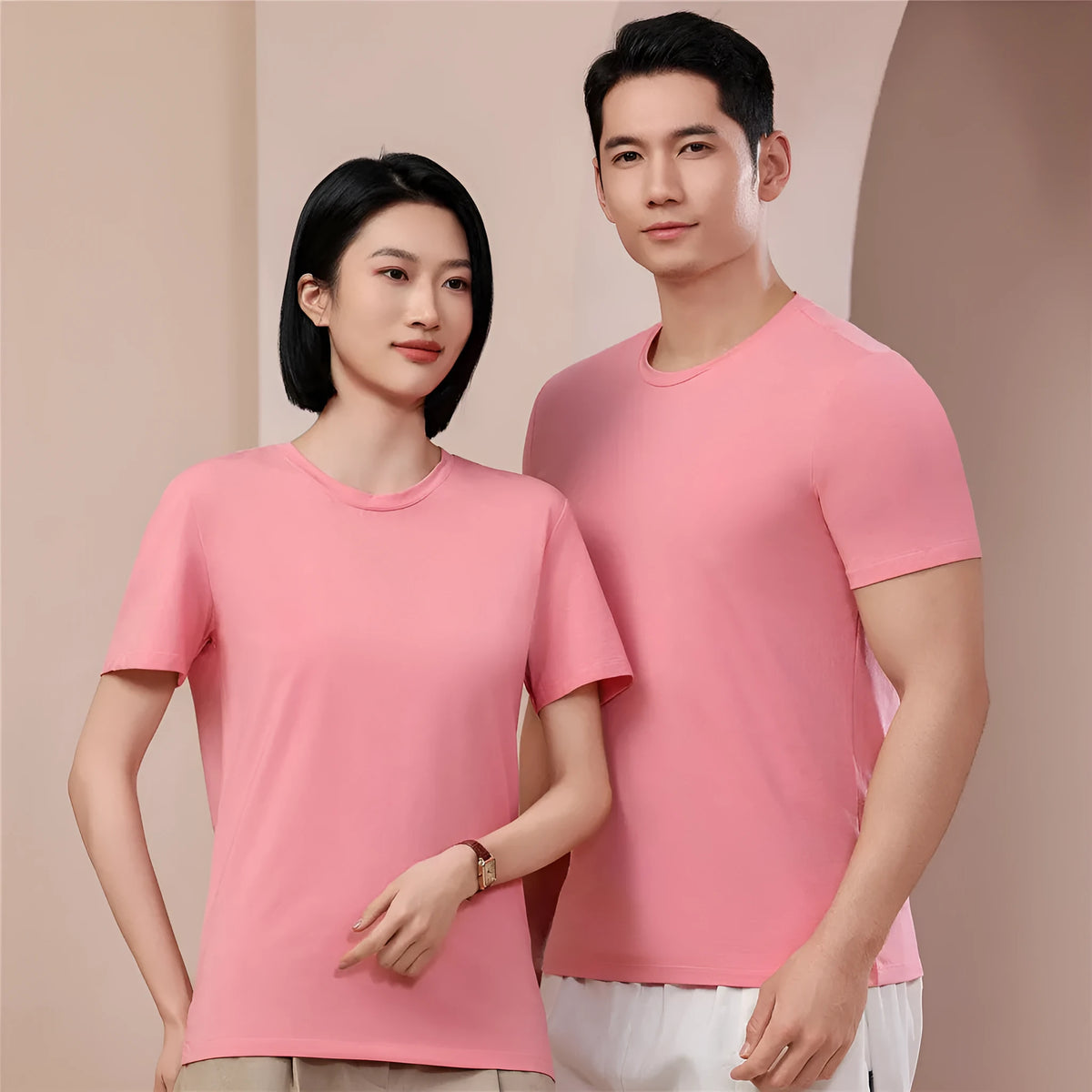 Mercerised plain weave modal short-sleeve round neck top in solid colour, pullover style