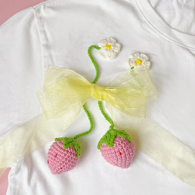 Wool crochet woven strawberry pendant necklace with 35cm length in pink or red