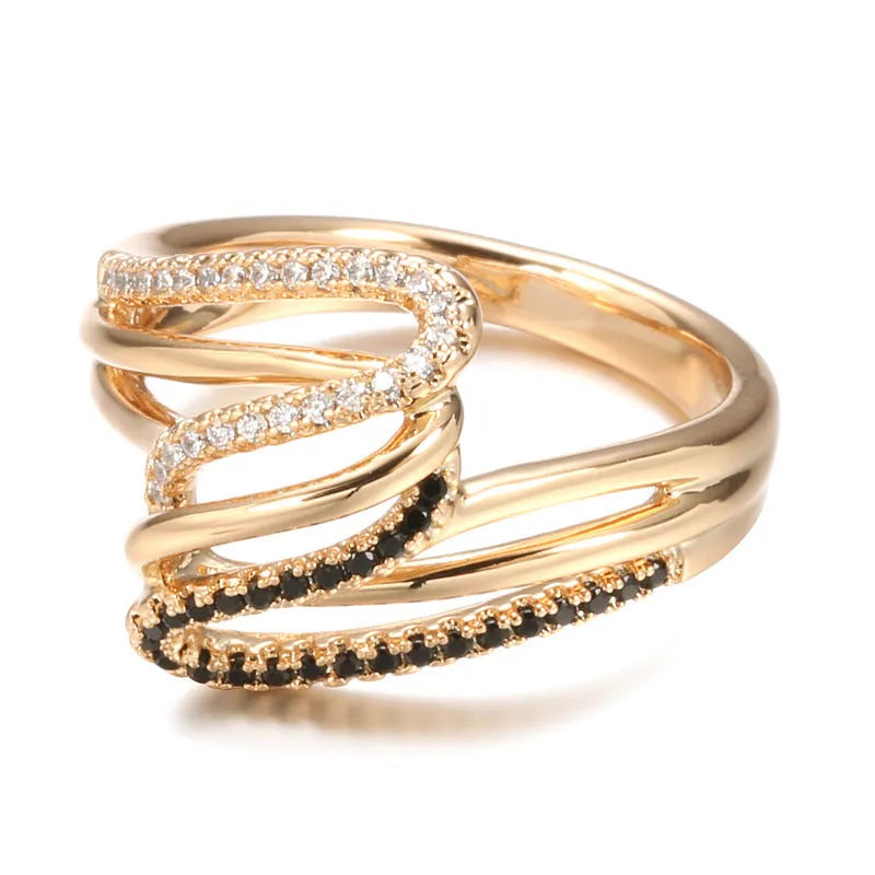 Women's copper ring with micro-inlaid zircon details in colour WK2230, shown on a hand.