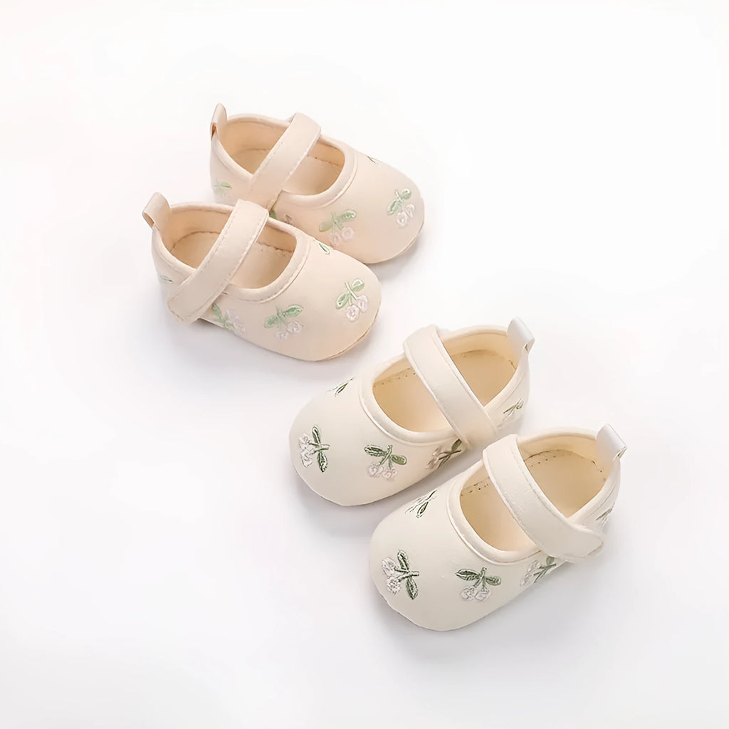Baby girl cotton spring shoes with small flower embroidery in khaki, Velcro fastening, non-slip sole