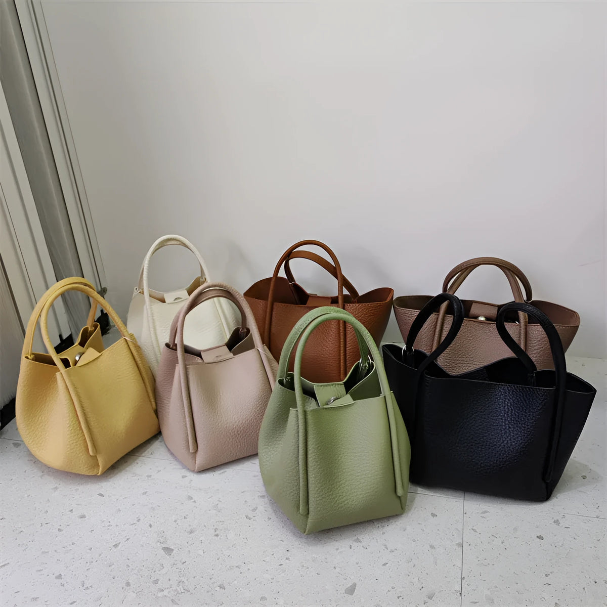 Retro portable casual crossbody women's bag in soft PU, bucket shape, 19cm length, available in seven colours.