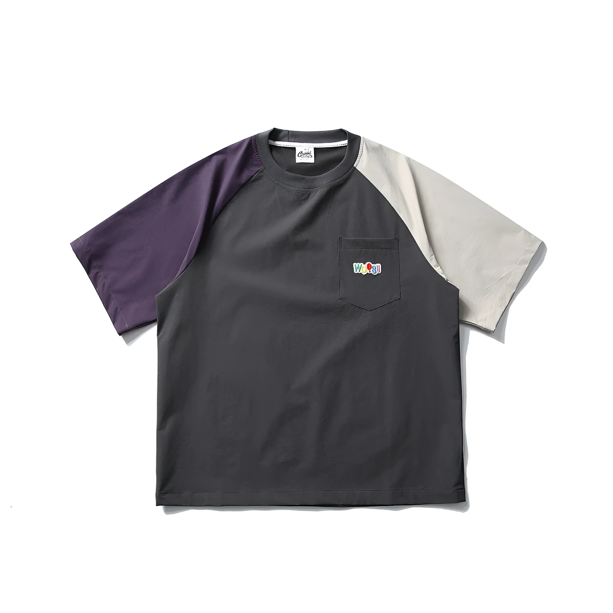 Dark grey men's T-shirt with raglan sleeves and contrast colour design