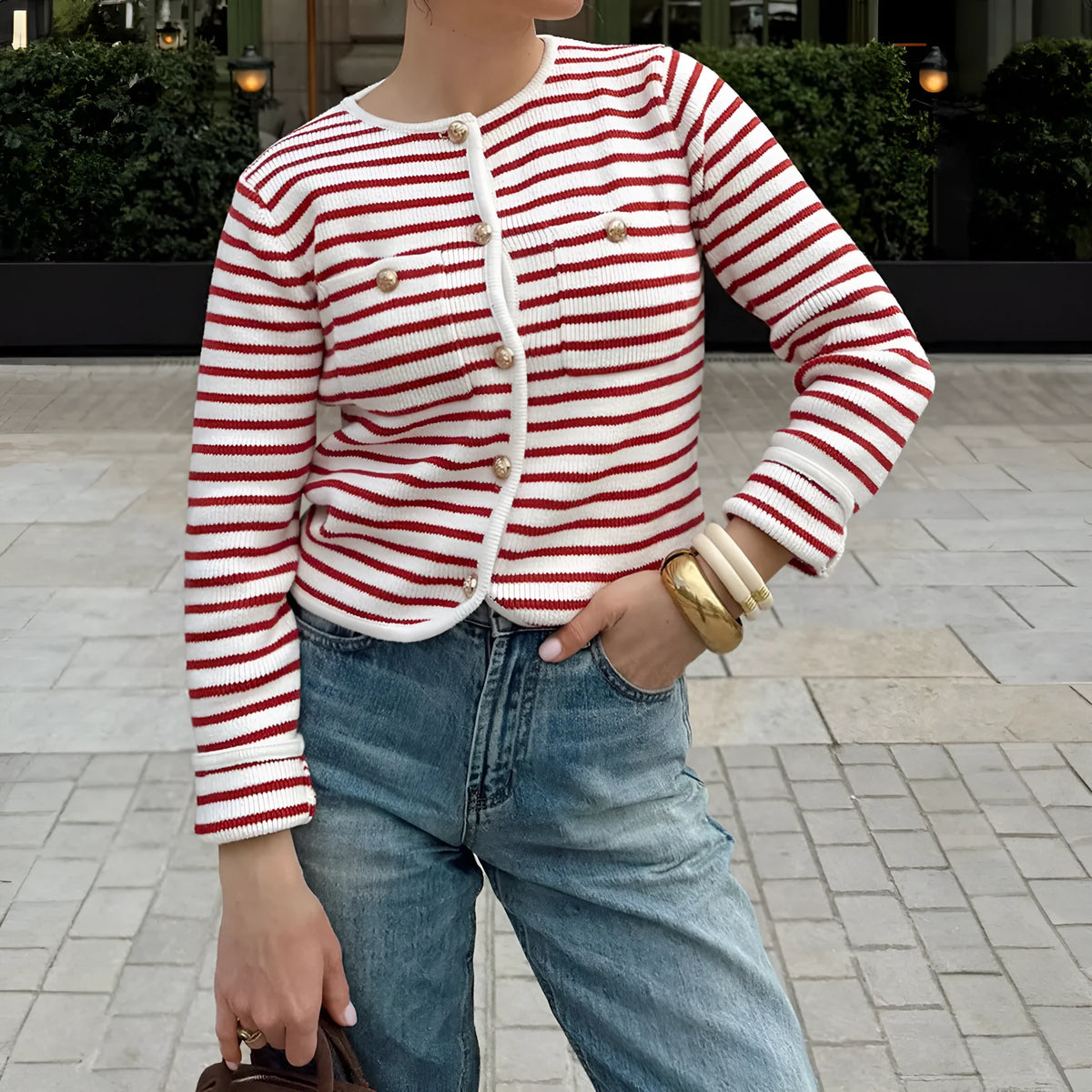 Red and white striped long-sleeve button-down shirt, regular sleeve, casual versatile style, sizes S to XL