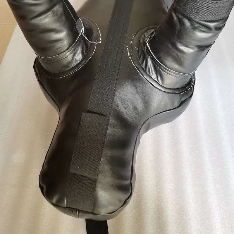 Red explosion-proof space leather humanoid punching bag for boxing and wrestling sparring