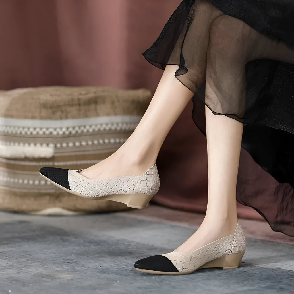Women's flyknit casual wedge shoes in multiple colours with 3-5cm mid-heel and rubber sole