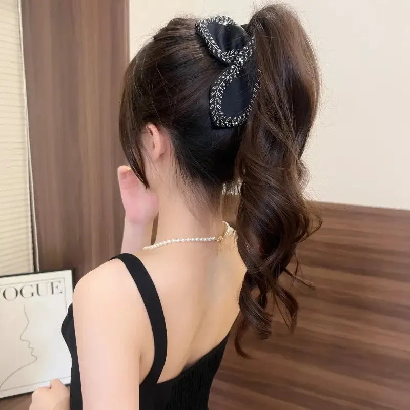 Wheat rhinestone grip shark clip hair accessory for women, single barrettes hair clip