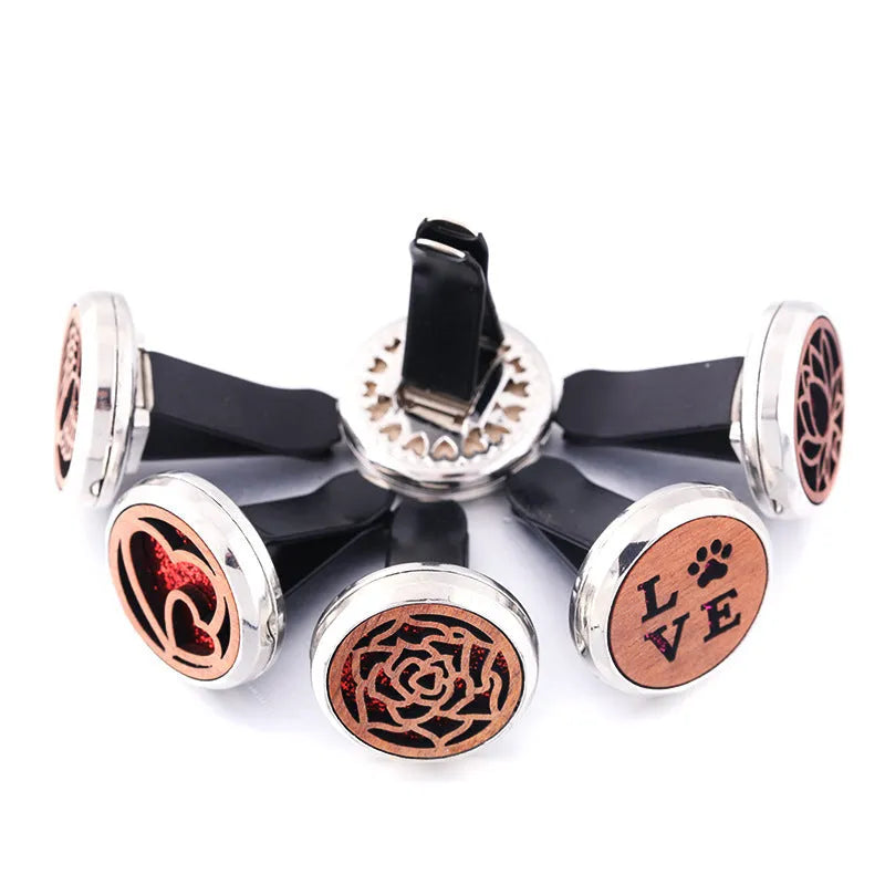 Round wooden car aromatherapy clip with adjustable alloy clamp for dashboard mounting in various colours