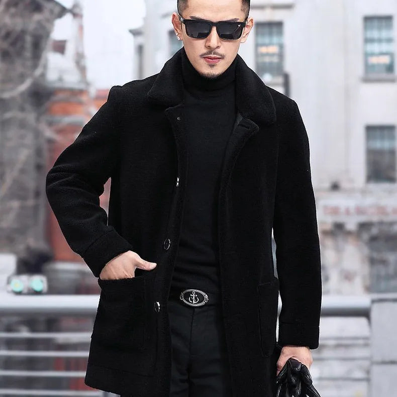Short fur coat jacket with lapel collar in black synthetic blend, 3D patch pockets, regular length