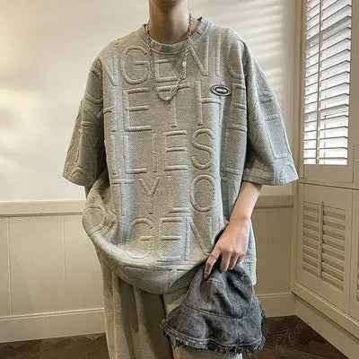 Men's retro loose fit t-shirt with three-dimensional letter graphics in grey colour