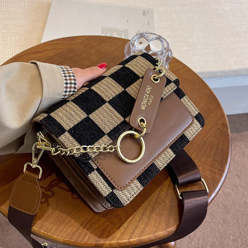 Fashion one-shoulder women's crossbody bag in woven fabric, 19x15x8.5cm, available in black, brown, and coffee